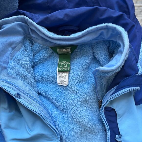 L.L. Bean Girls’ Winter Coat - Picture 4 of 5